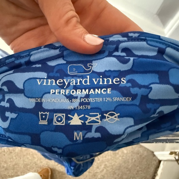 Vineyard Vines Blue Whale Leggings - Picture 3 of 3